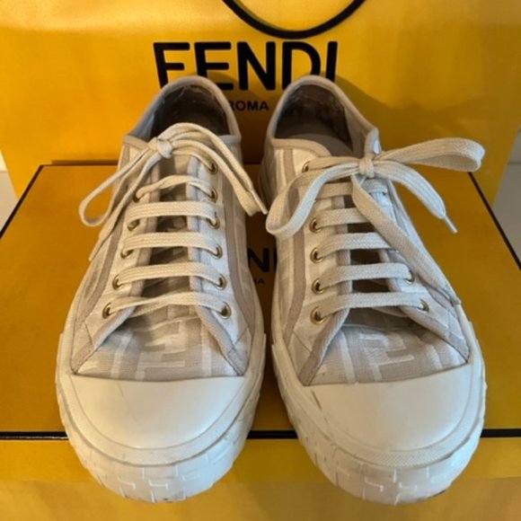 Fendi Domino White fabric low-tops - Picture 4 of 10